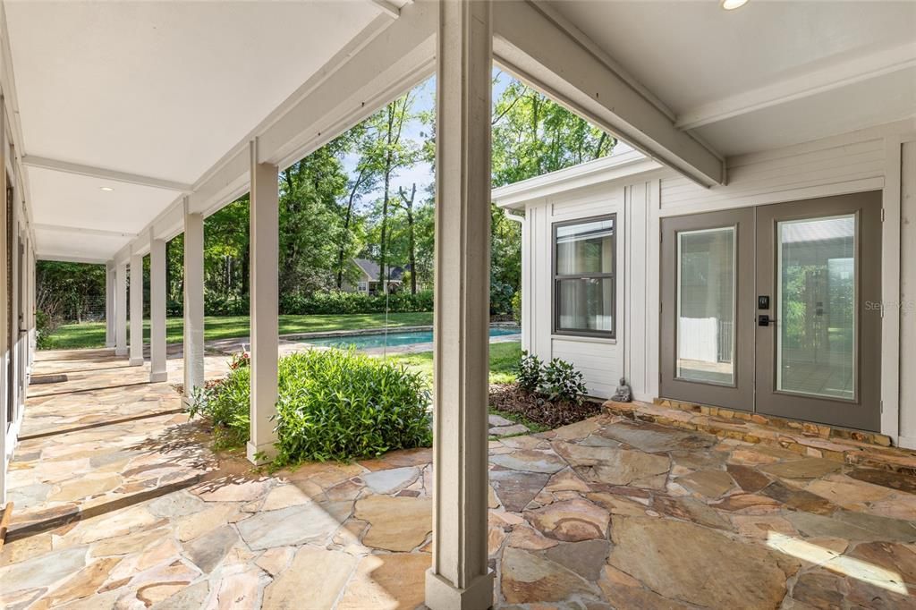 Active With Contract: $774,000 (3 beds, 2 baths, 2964 Square Feet)