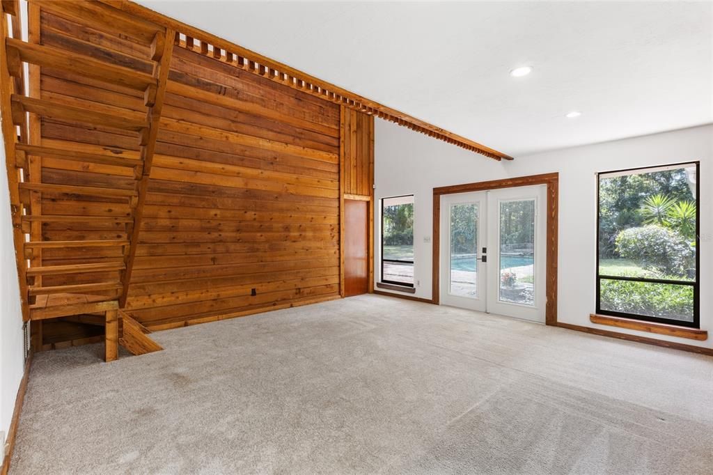 Active With Contract: $774,000 (3 beds, 2 baths, 2964 Square Feet)