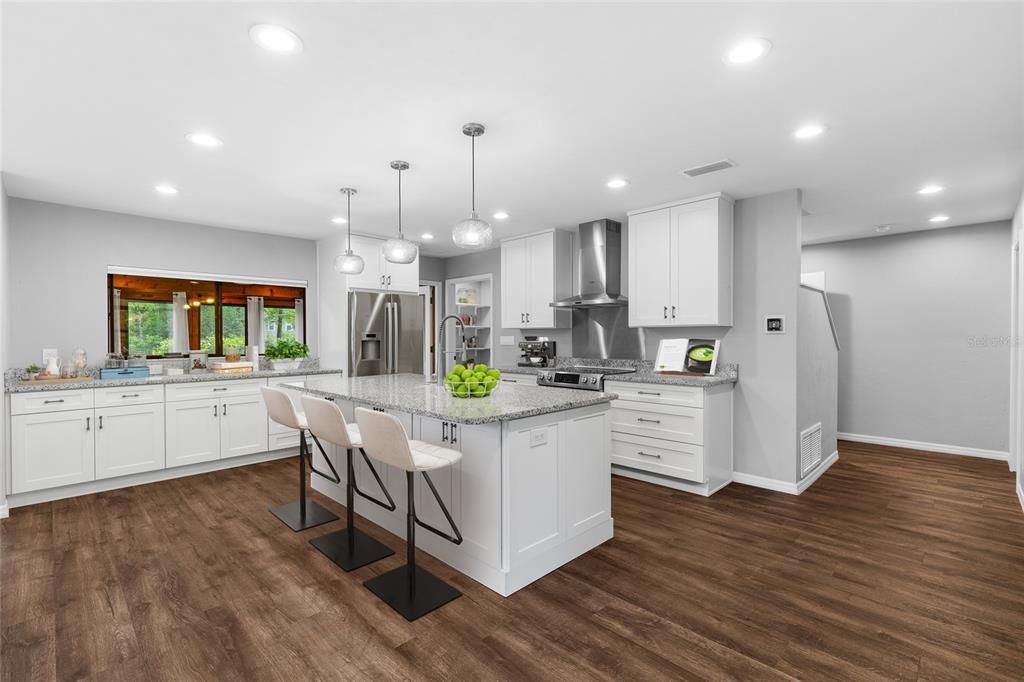 Active With Contract: $774,000 (3 beds, 2 baths, 2964 Square Feet)