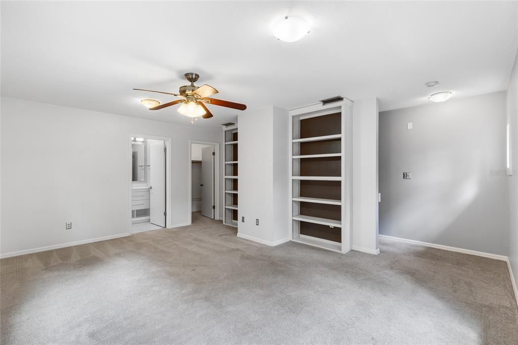 Active With Contract: $774,000 (3 beds, 2 baths, 2964 Square Feet)