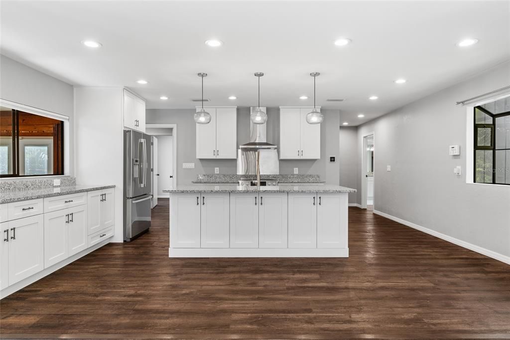 Active With Contract: $774,000 (3 beds, 2 baths, 2964 Square Feet)