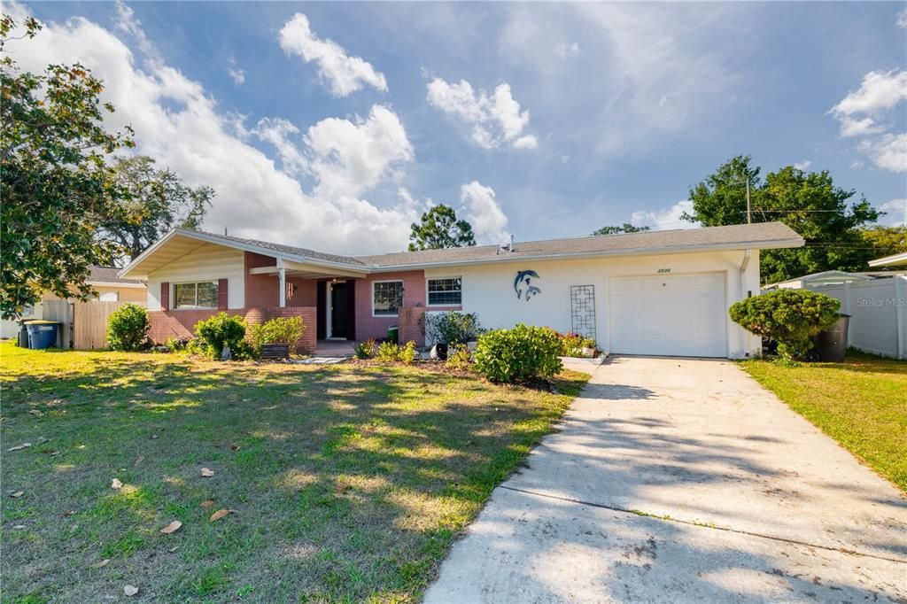 Vendido Recientemente: $350,000 (2 camas, 2 baños, 1445 Pies cuadrados)