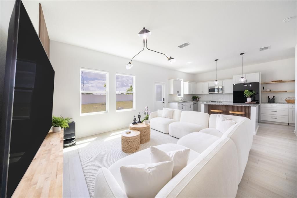 For Sale: $385,000 (3 beds, 2 baths, 1676 Square Feet)