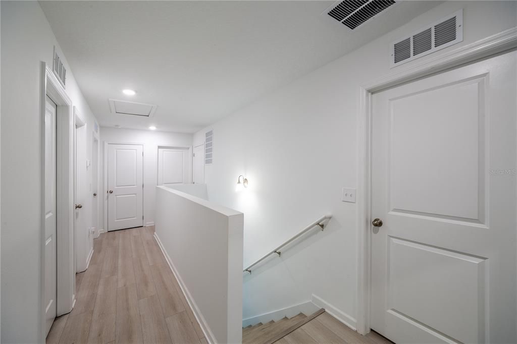 For Sale: $385,000 (3 beds, 2 baths, 1676 Square Feet)