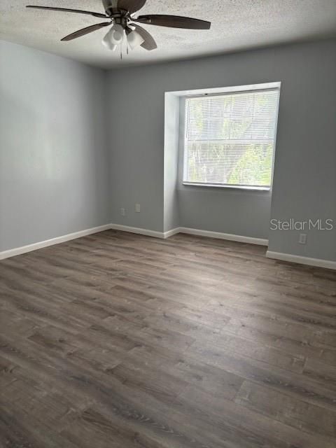 En Venta: $550,000 (6 camas, 0 baños, 3392 Pies cuadrados)