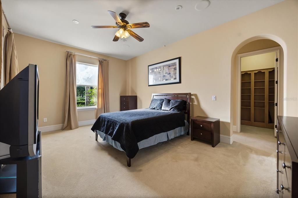 En Venta: $5,750,000 (5 camas, 6 baños, 8685 Pies cuadrados)