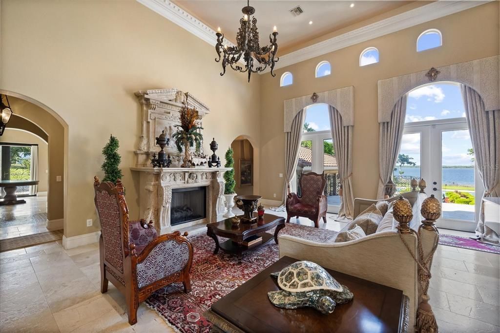 En Venta: $5,750,000 (5 camas, 6 baños, 8685 Pies cuadrados)