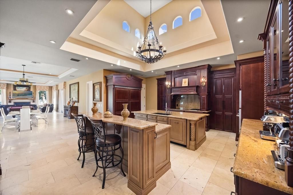 En Venta: $5,750,000 (5 camas, 6 baños, 8685 Pies cuadrados)