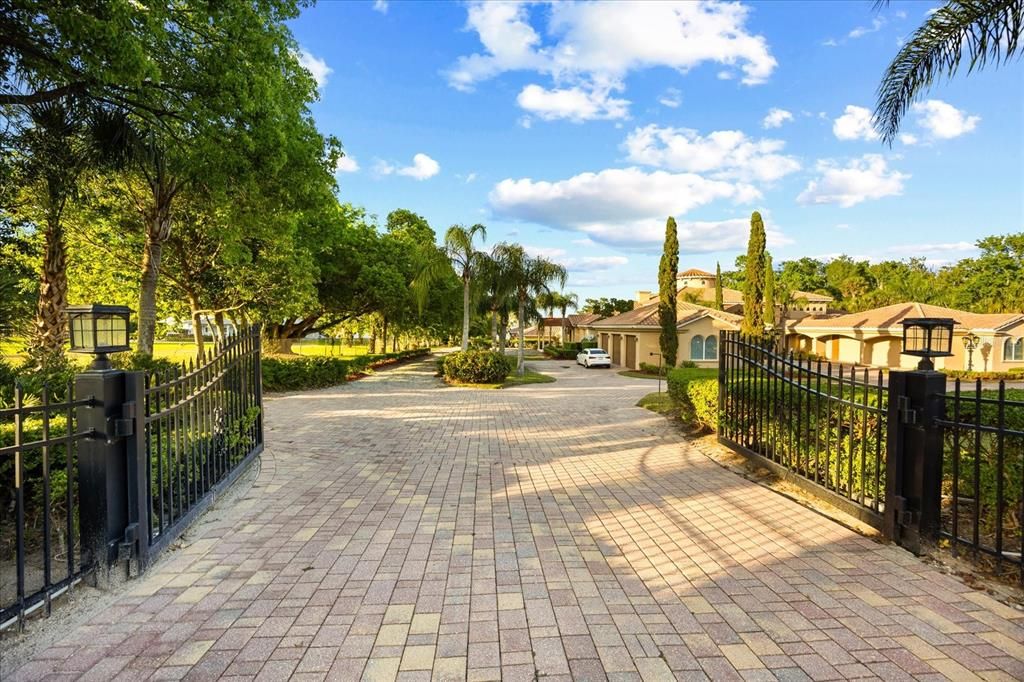 En Venta: $5,750,000 (5 camas, 6 baños, 8685 Pies cuadrados)