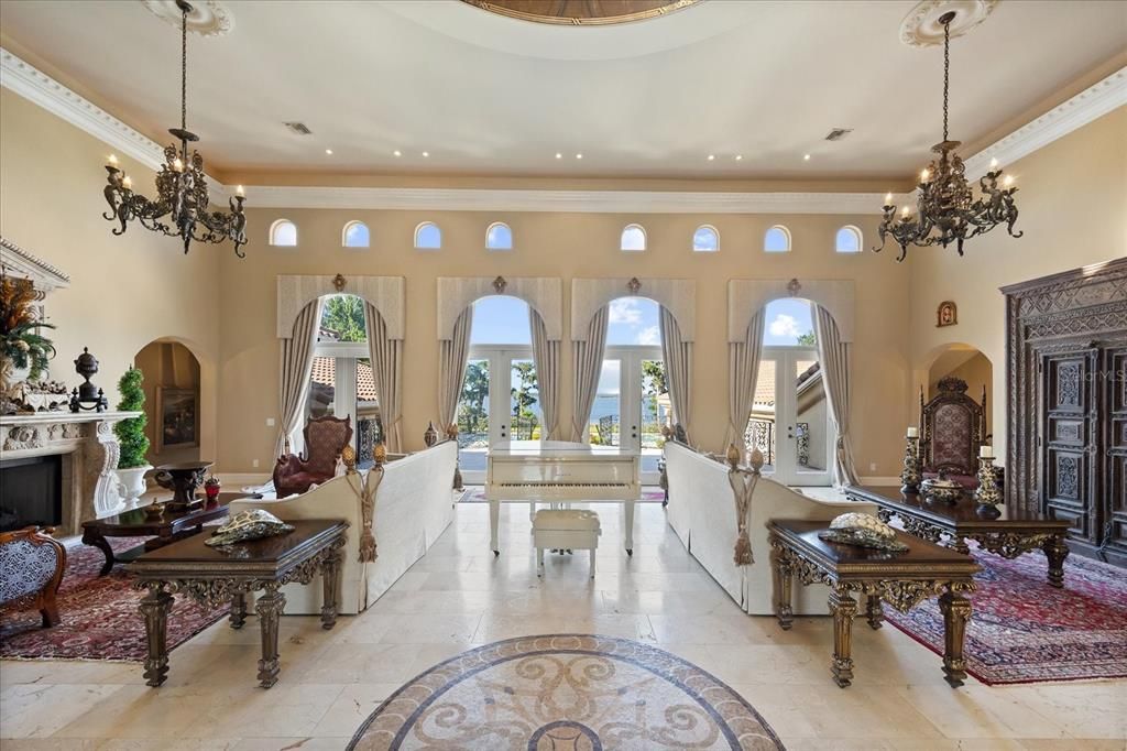 En Venta: $5,750,000 (5 camas, 6 baños, 8685 Pies cuadrados)