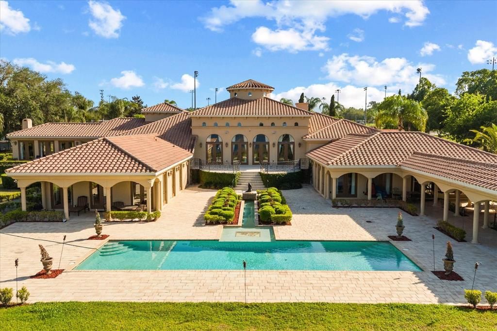 En Venta: $5,750,000 (5 camas, 6 baños, 8685 Pies cuadrados)