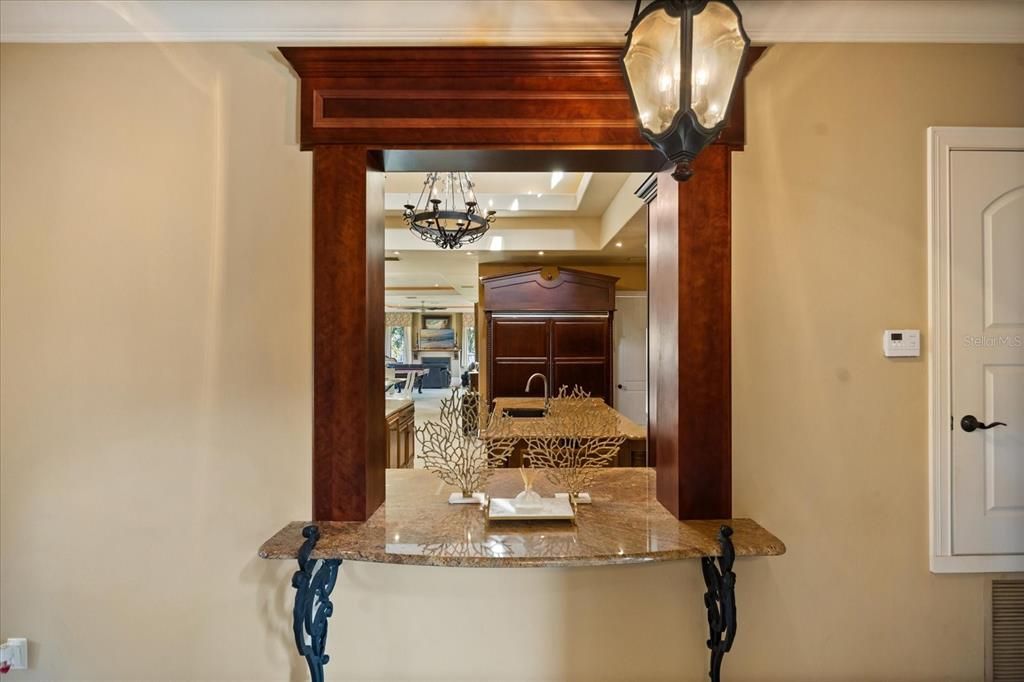 En Venta: $5,750,000 (5 camas, 6 baños, 8685 Pies cuadrados)