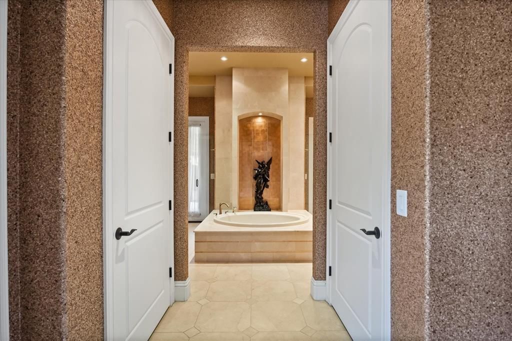 En Venta: $5,750,000 (5 camas, 6 baños, 8685 Pies cuadrados)