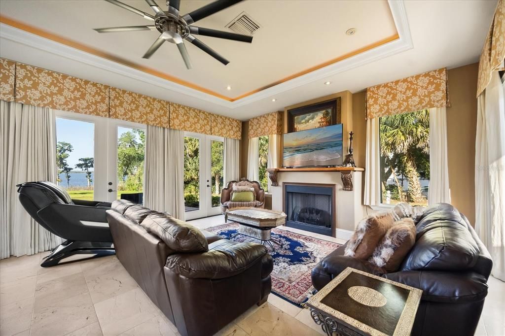 En Venta: $5,750,000 (5 camas, 6 baños, 8685 Pies cuadrados)