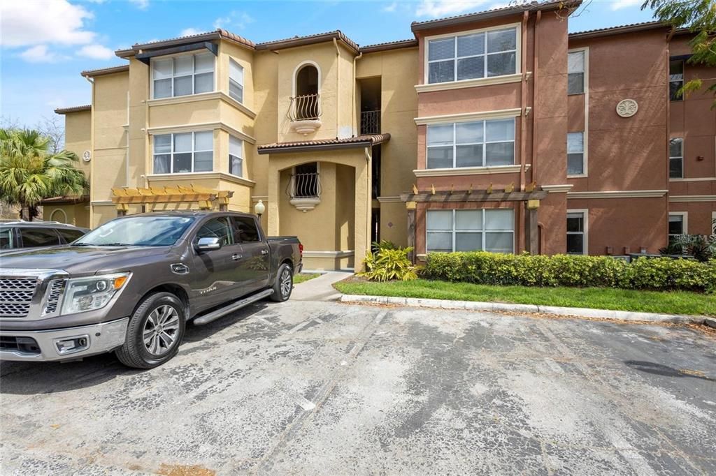 Recently Sold: $189,900 (2 beds, 2 baths, 1028 Square Feet)