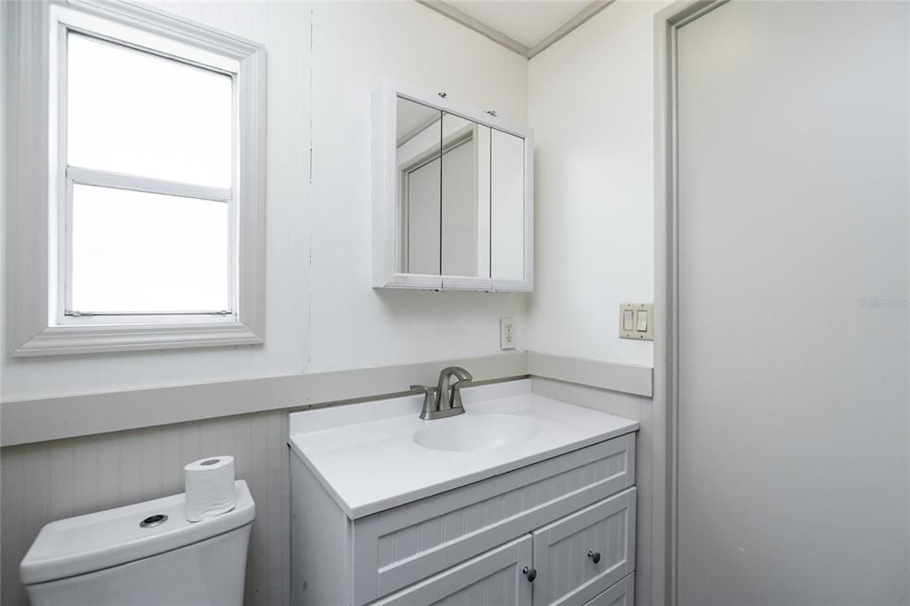 Activo con contrato: $159,900 (2 camas, 2 baños, 1244 Pies cuadrados)