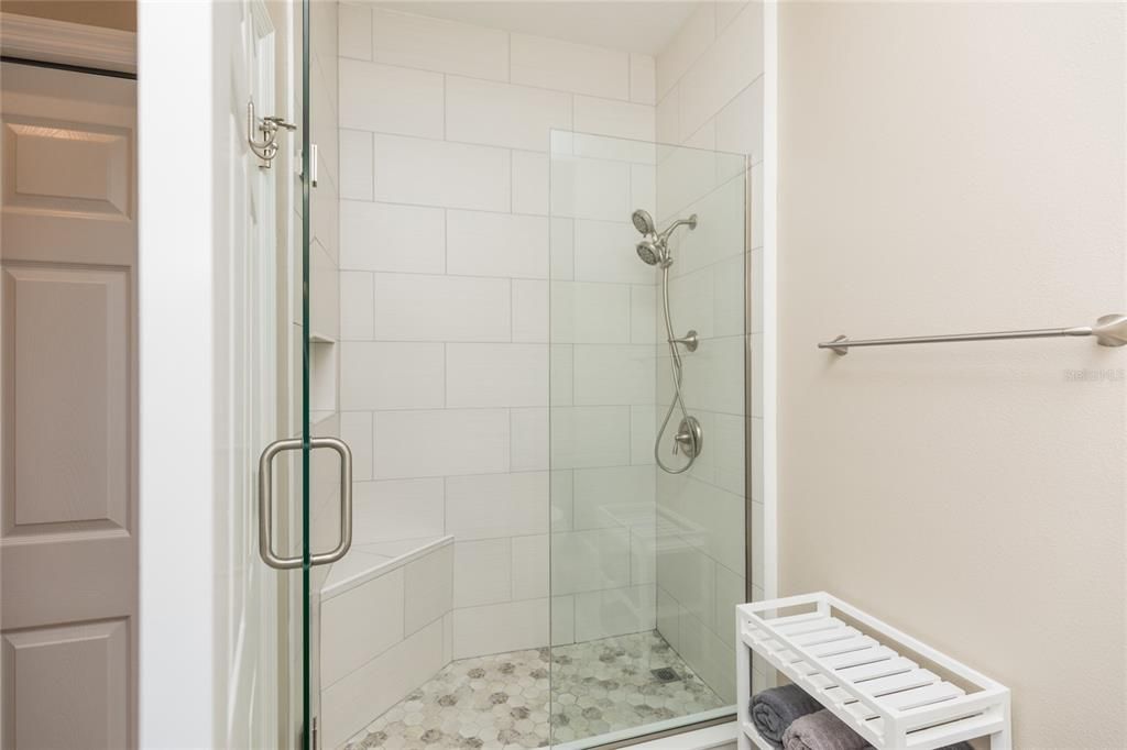 En Venta: $619,000 (3 camas, 2 baños, 1344 Pies cuadrados)