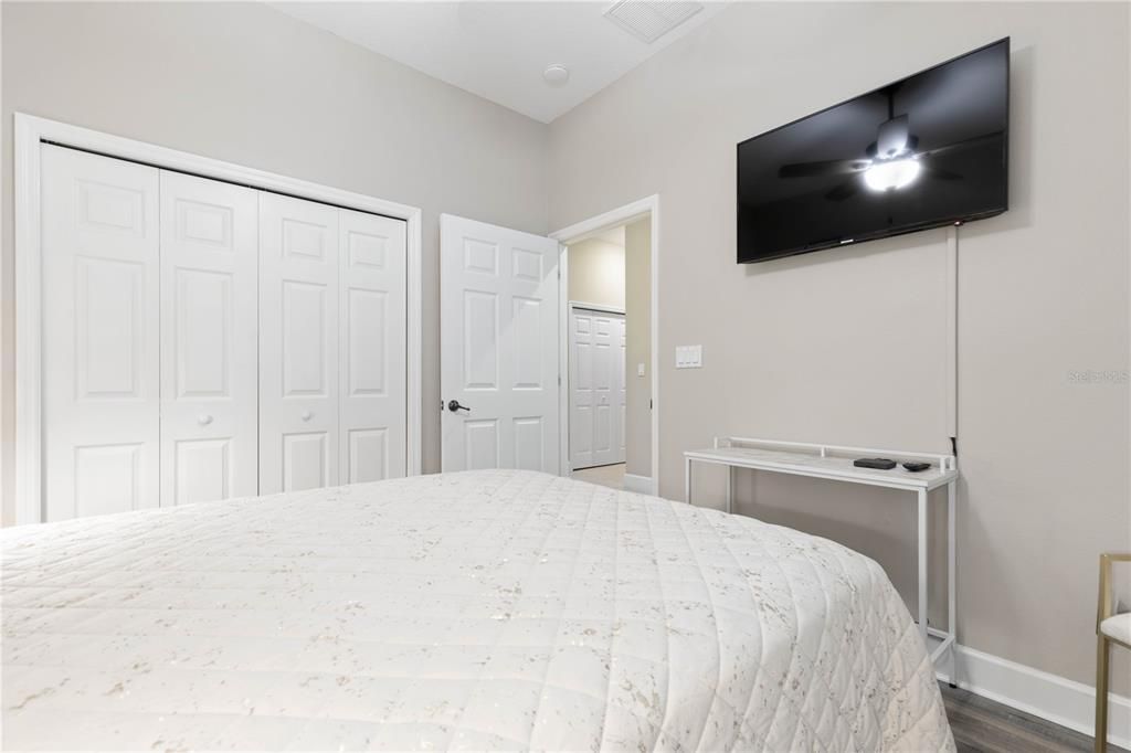 En Venta: $619,000 (3 camas, 2 baños, 1344 Pies cuadrados)