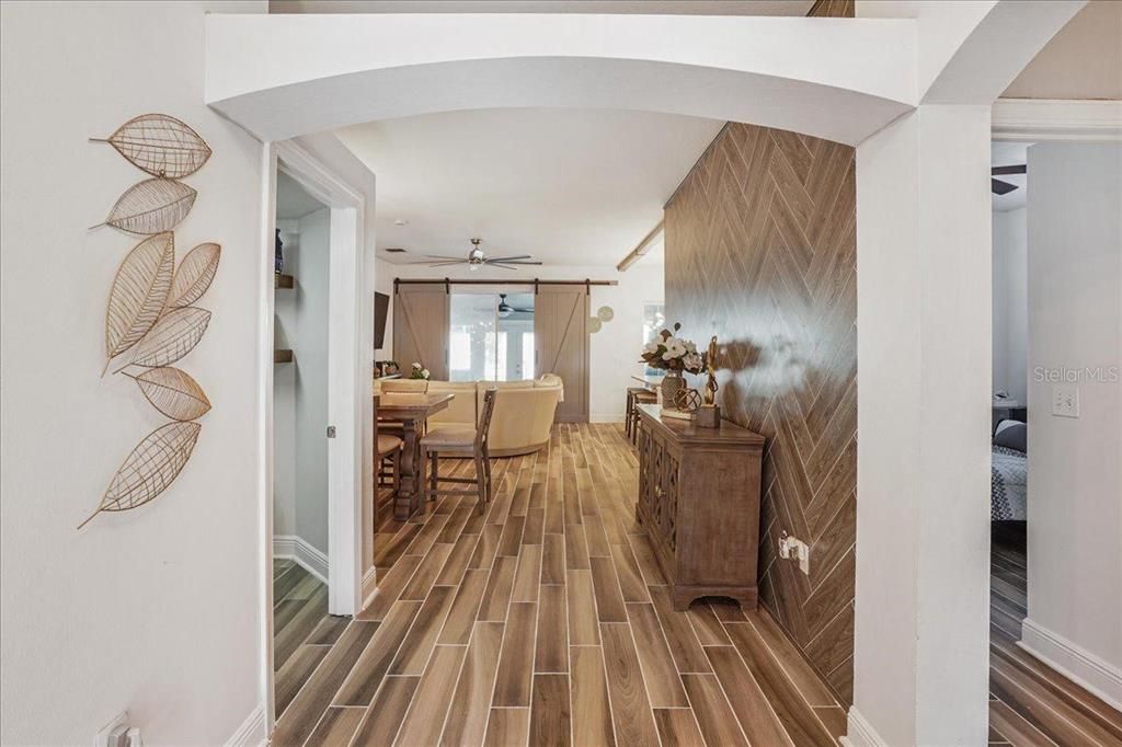 Active With Contract: $360,000 (3 beds, 2 baths, 1714 Square Feet)