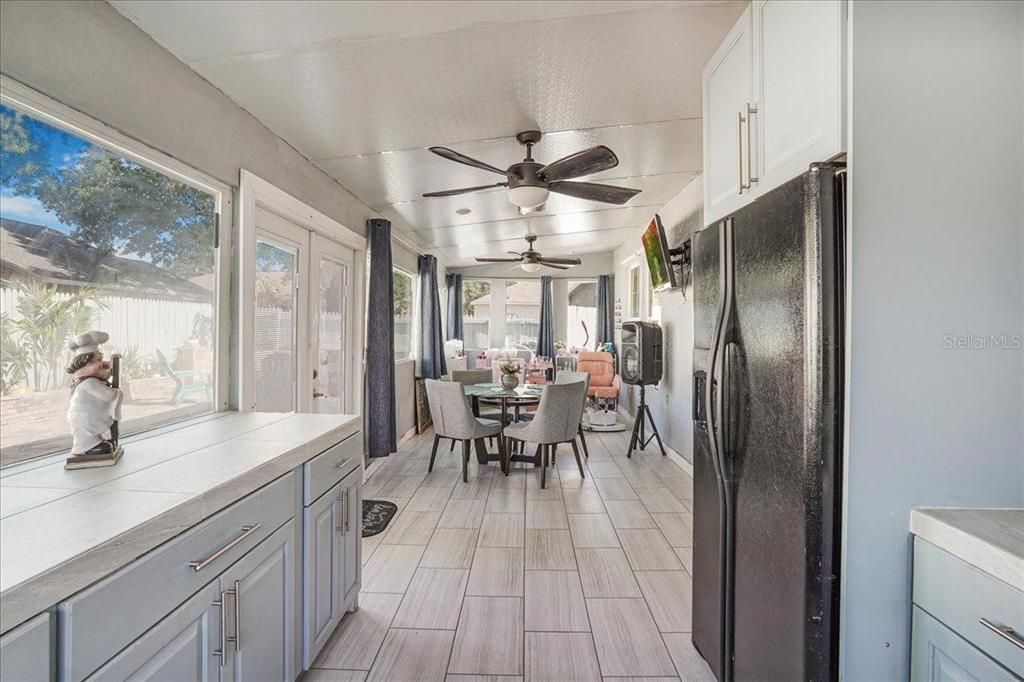 Active With Contract: $360,000 (3 beds, 2 baths, 1714 Square Feet)