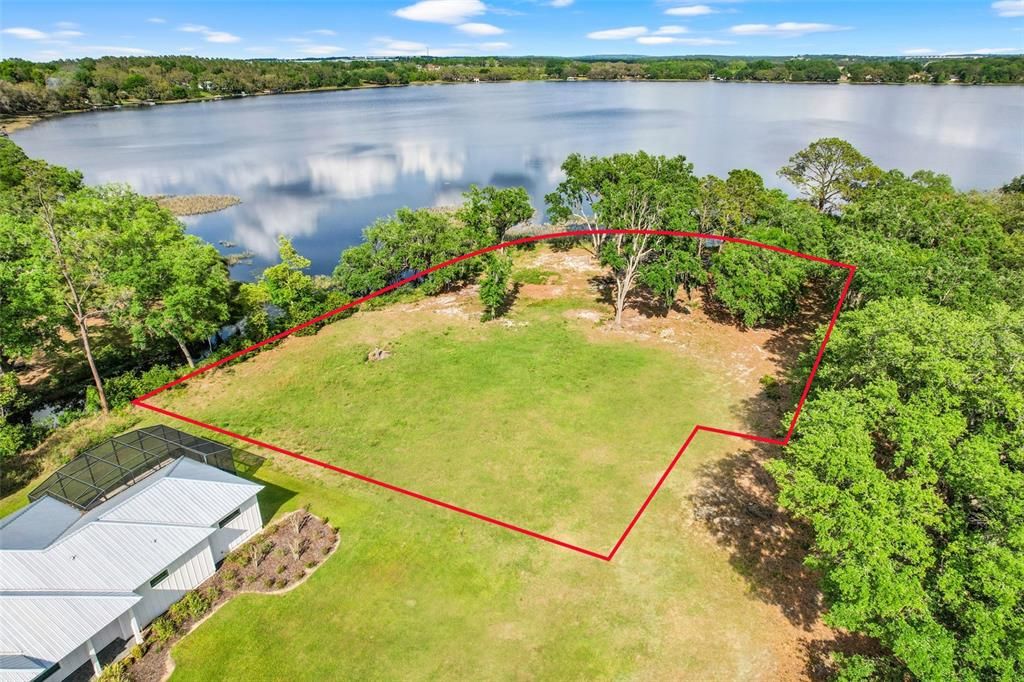 En Venta: $399,999 (0.89 acres)