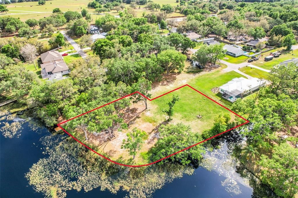 En Venta: $399,999 (0.89 acres)