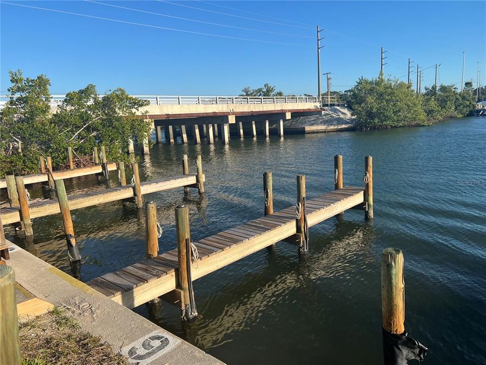 На продажу: $99,850 (0.22 acres)