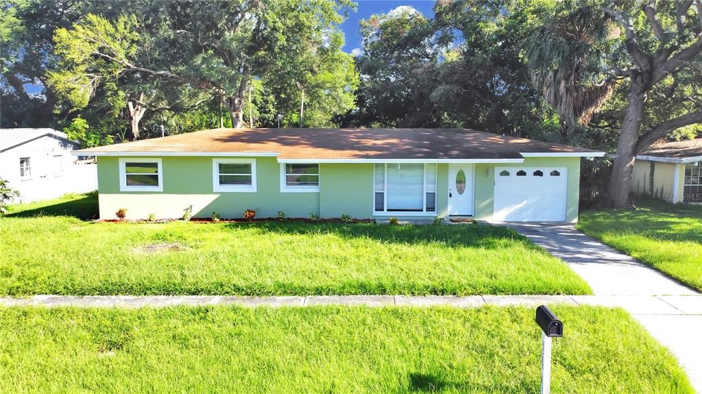 Recently Rented: $3,000 (3 beds, 2 baths, 1544 Square Feet)