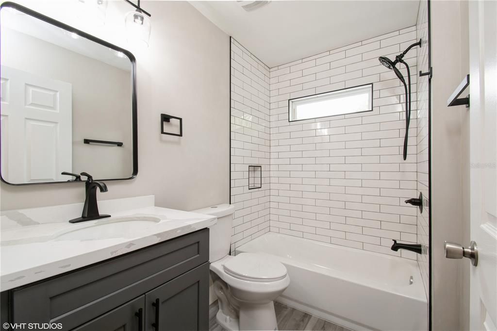 For Sale: $224,900 (3 beds, 2 baths, 1397 Square Feet)