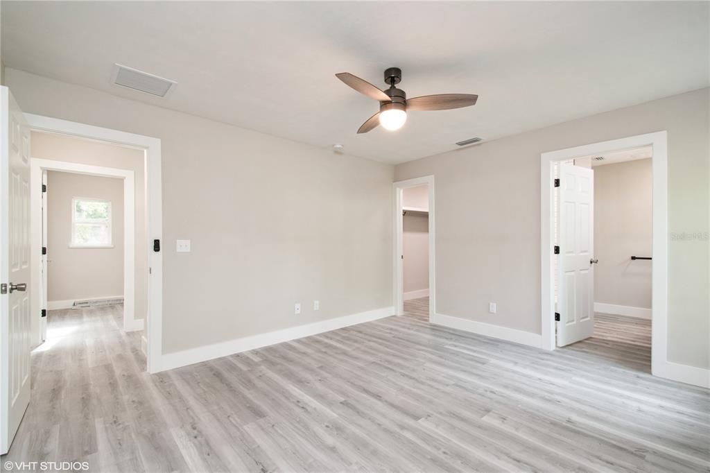 For Sale: $224,900 (3 beds, 2 baths, 1397 Square Feet)