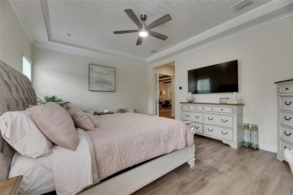 En Venta: $1,252,000 (5 camas, 4 baños, 4602 Pies cuadrados)
