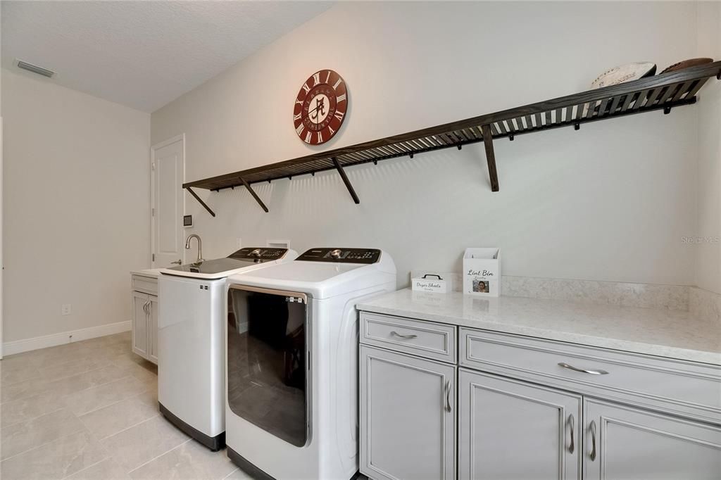 En Venta: $1,252,000 (5 camas, 4 baños, 4602 Pies cuadrados)