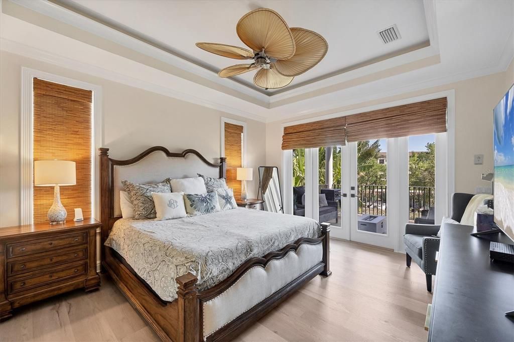 En Venta: $1,879,000 (3 camas, 3 baños, 2412 Pies cuadrados)