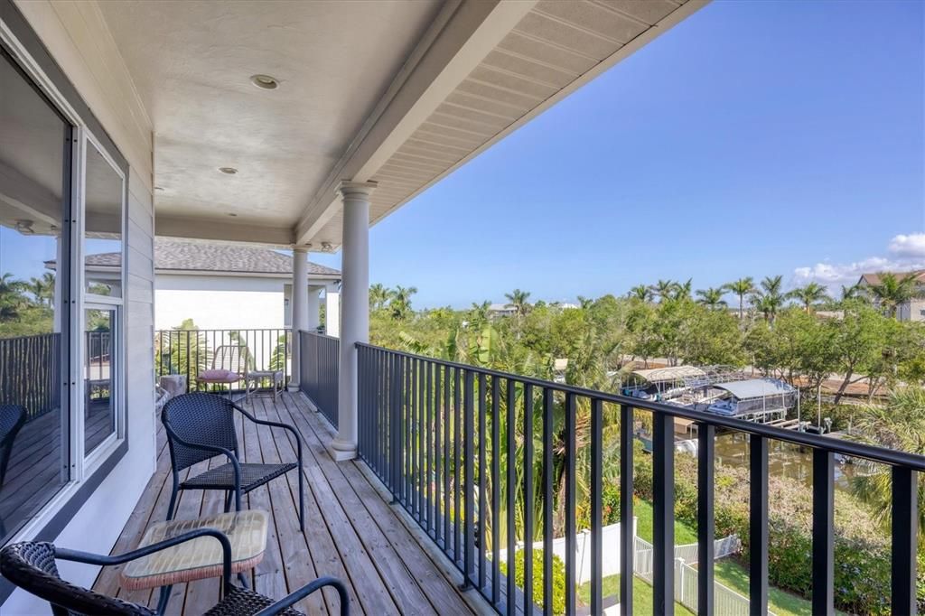 En Venta: $1,879,000 (3 camas, 3 baños, 2412 Pies cuadrados)