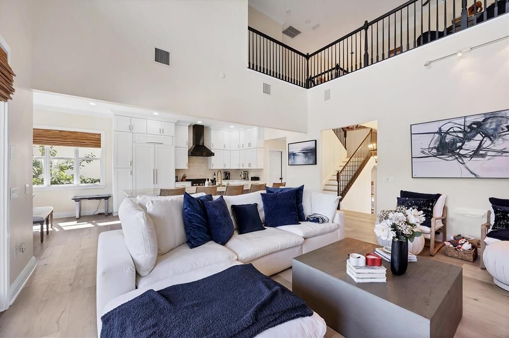 En Venta: $1,879,000 (3 camas, 3 baños, 2412 Pies cuadrados)