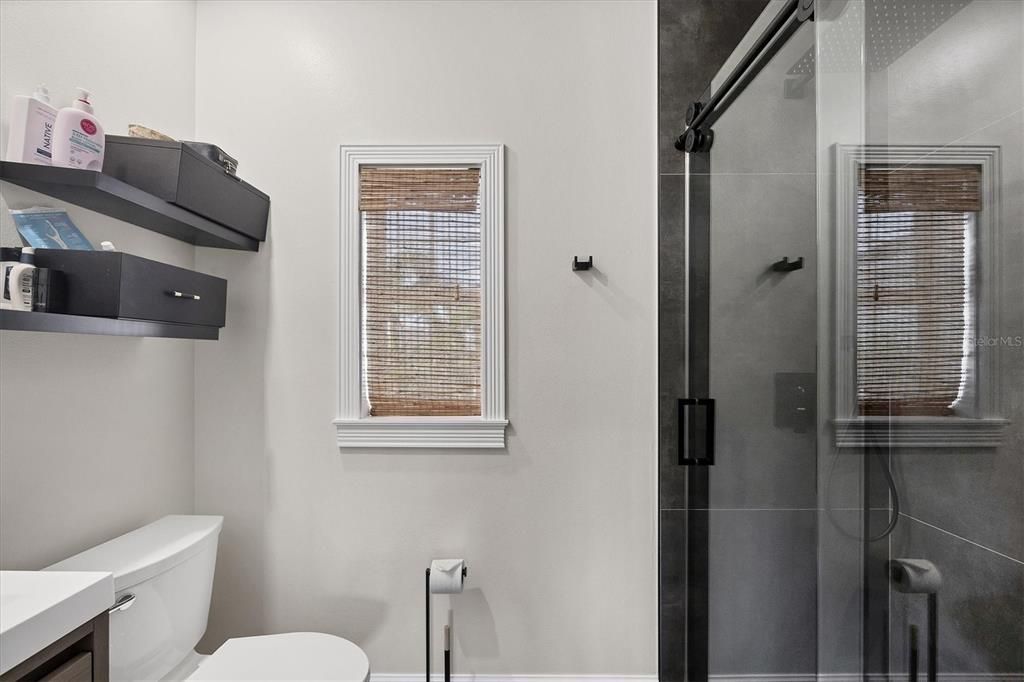 En Venta: $1,879,000 (3 camas, 3 baños, 2412 Pies cuadrados)