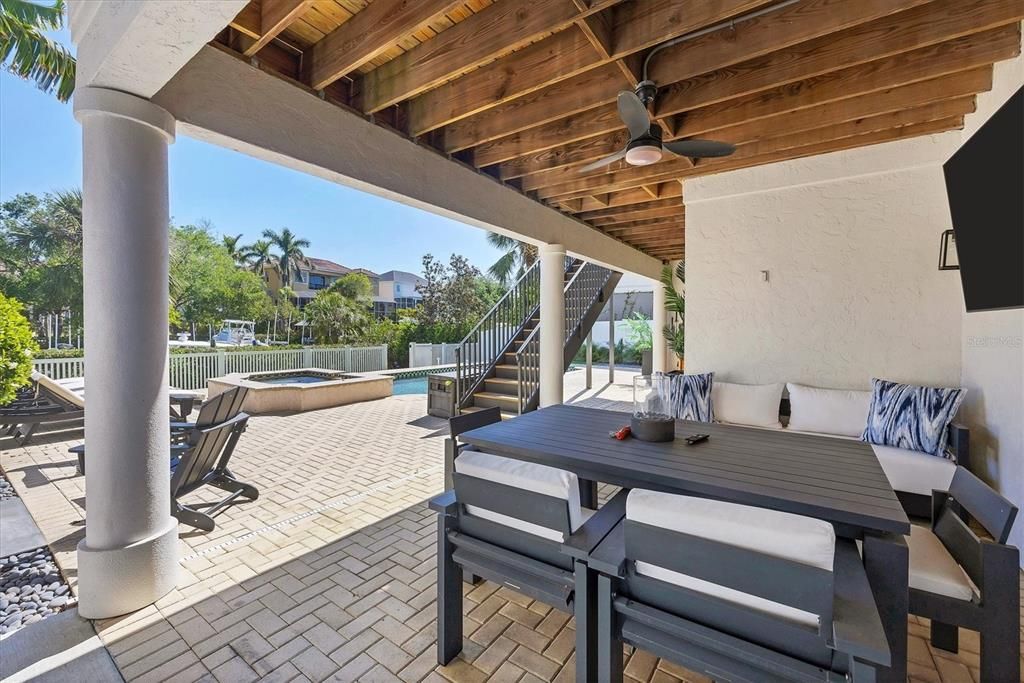 En Venta: $1,879,000 (3 camas, 3 baños, 2412 Pies cuadrados)