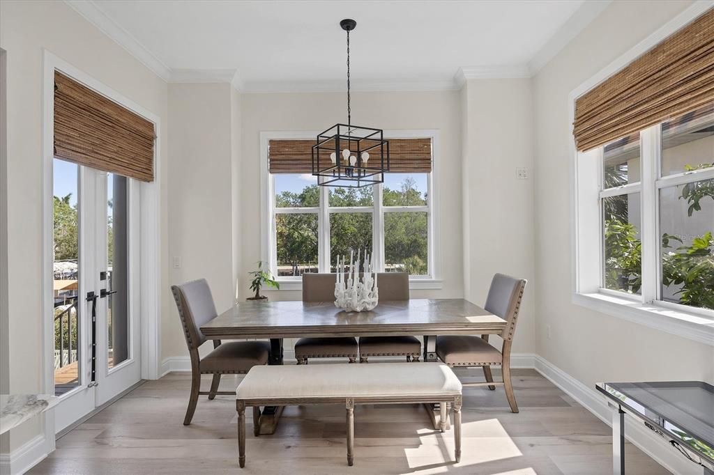 En Venta: $1,879,000 (3 camas, 3 baños, 2412 Pies cuadrados)