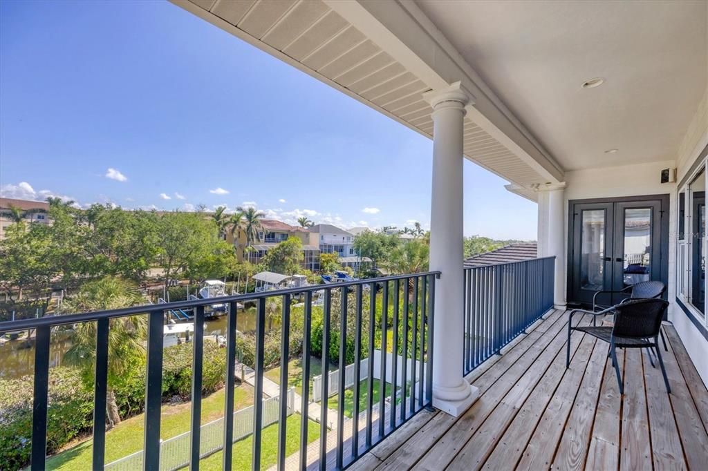 En Venta: $1,879,000 (3 camas, 3 baños, 2412 Pies cuadrados)