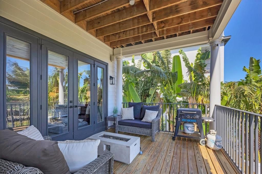 En Venta: $1,879,000 (3 camas, 3 baños, 2412 Pies cuadrados)