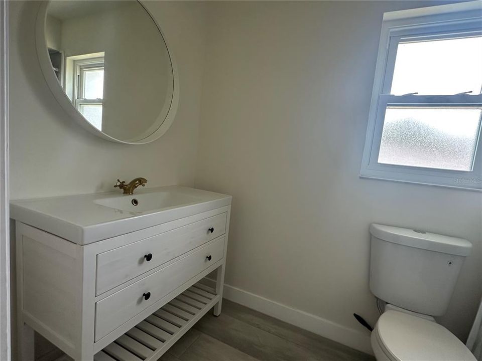 出租: $4,500 (2 贝兹, 2 浴室, 1444 平方英尺)