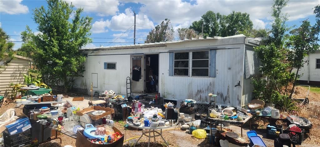 Под контрактом: $35,000 (1 спален, 1 ванн, 600 Квадратных фут)