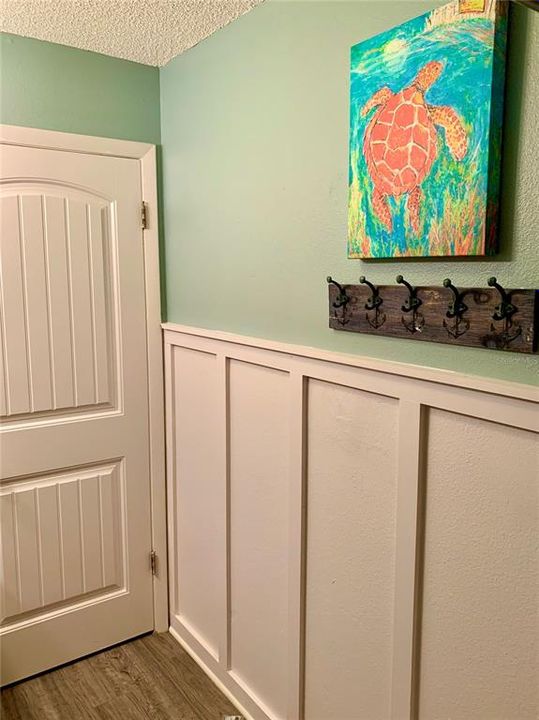 Bathroom wainscoting