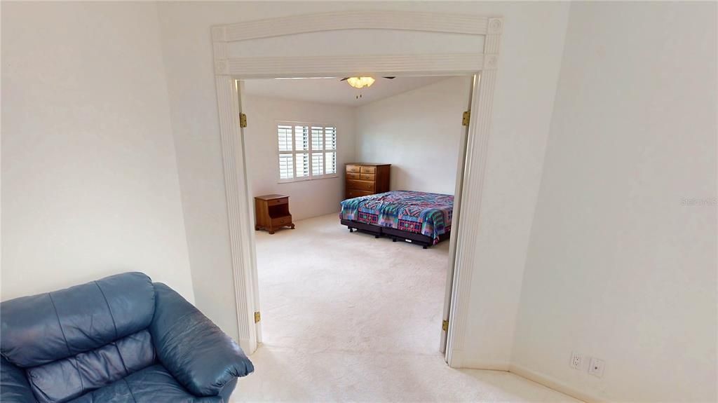 En Venta: $289,899 (2 camas, 2 baños, 1358 Pies cuadrados)