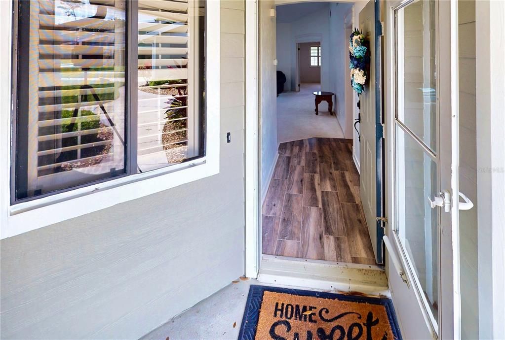 En Venta: $289,899 (2 camas, 2 baños, 1358 Pies cuadrados)