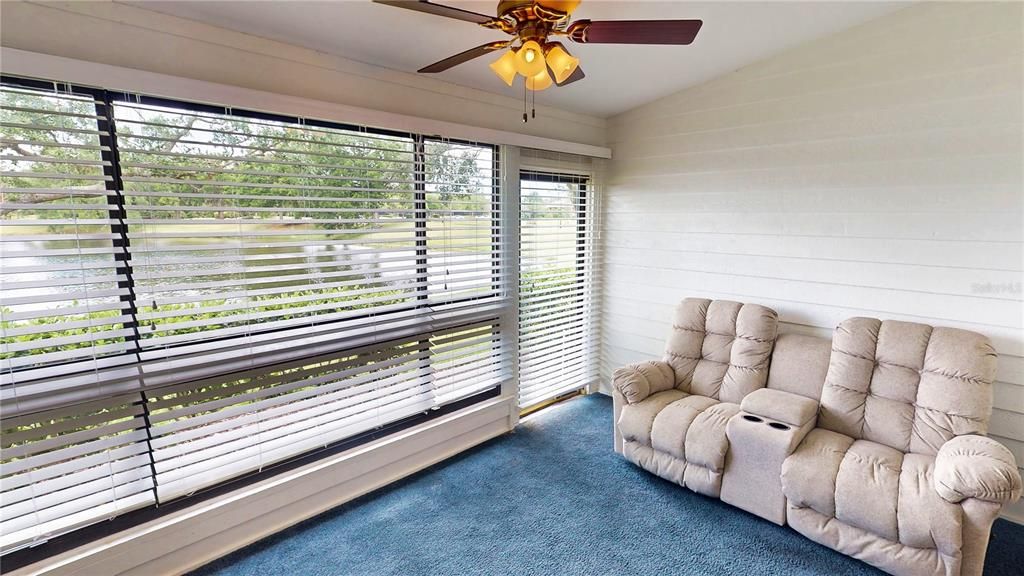 En Venta: $289,899 (2 camas, 2 baños, 1358 Pies cuadrados)