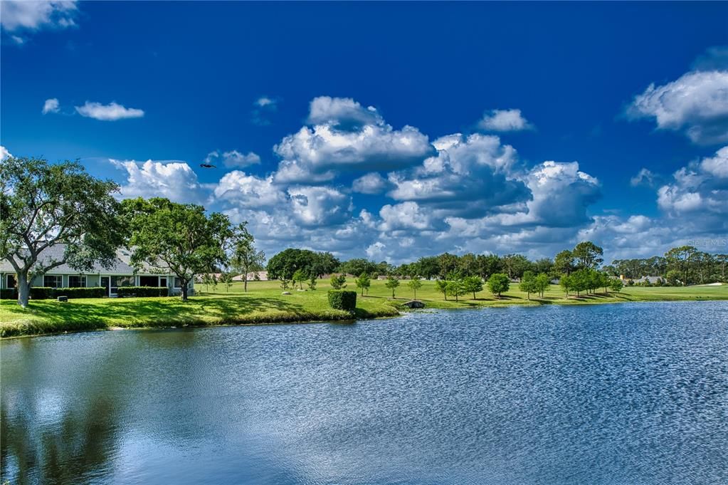 En Venta: $289,899 (2 camas, 2 baños, 1358 Pies cuadrados)