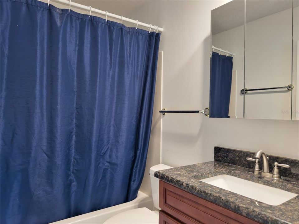 En Venta: $289,899 (2 camas, 2 baños, 1358 Pies cuadrados)