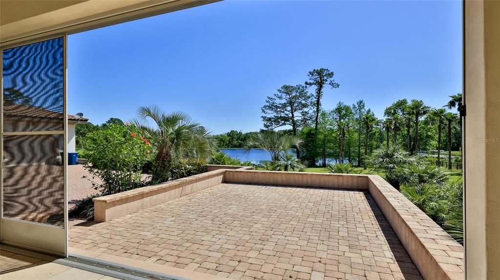 For Sale: $1,999,999 (5 beds, 5 baths, 6077 Square Feet)