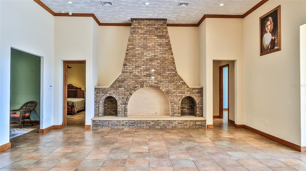 For Sale: $1,999,999 (5 beds, 5 baths, 6077 Square Feet)